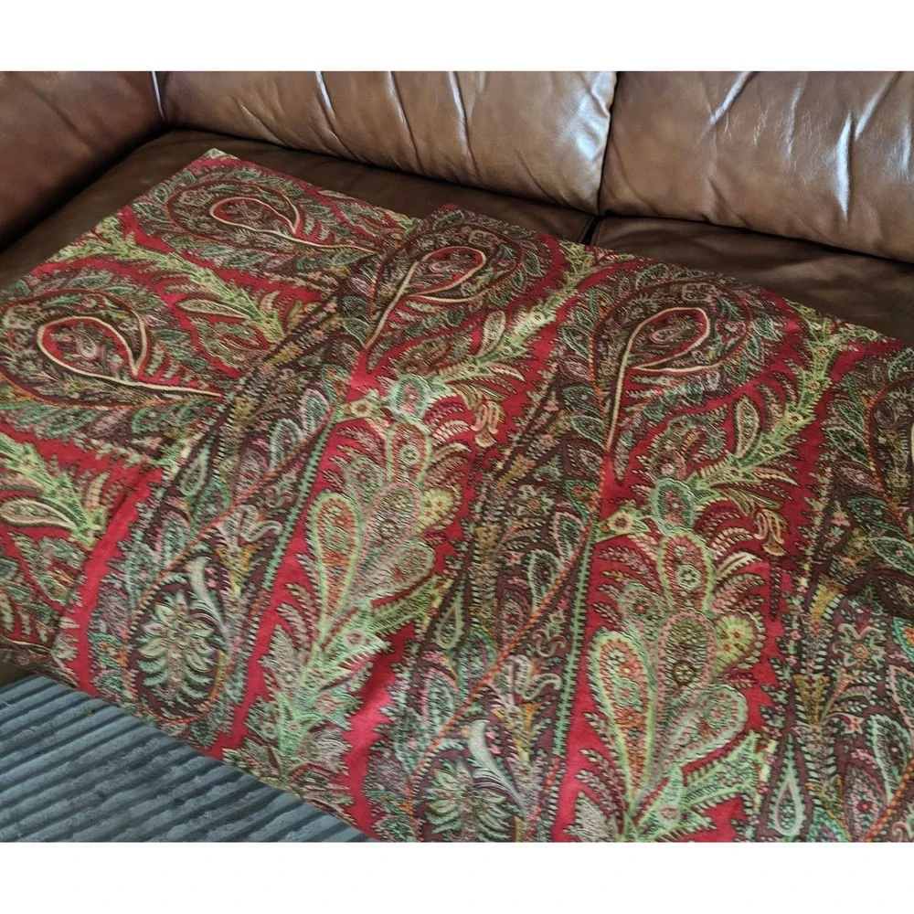 Pottery Barn Red Paisley Cotton Linen 24x24 Pillow Covers Set of 2